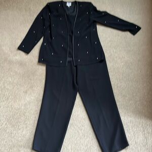 R&M Richards Black Speckled Pantsuit with Tailored Jacket
